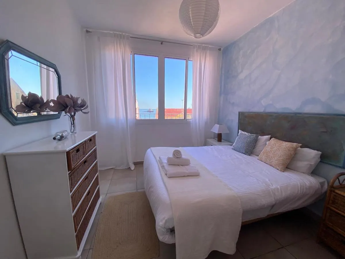 2Br With Beachviews 1 Min Walking From The Sea Apartment Gibraltar