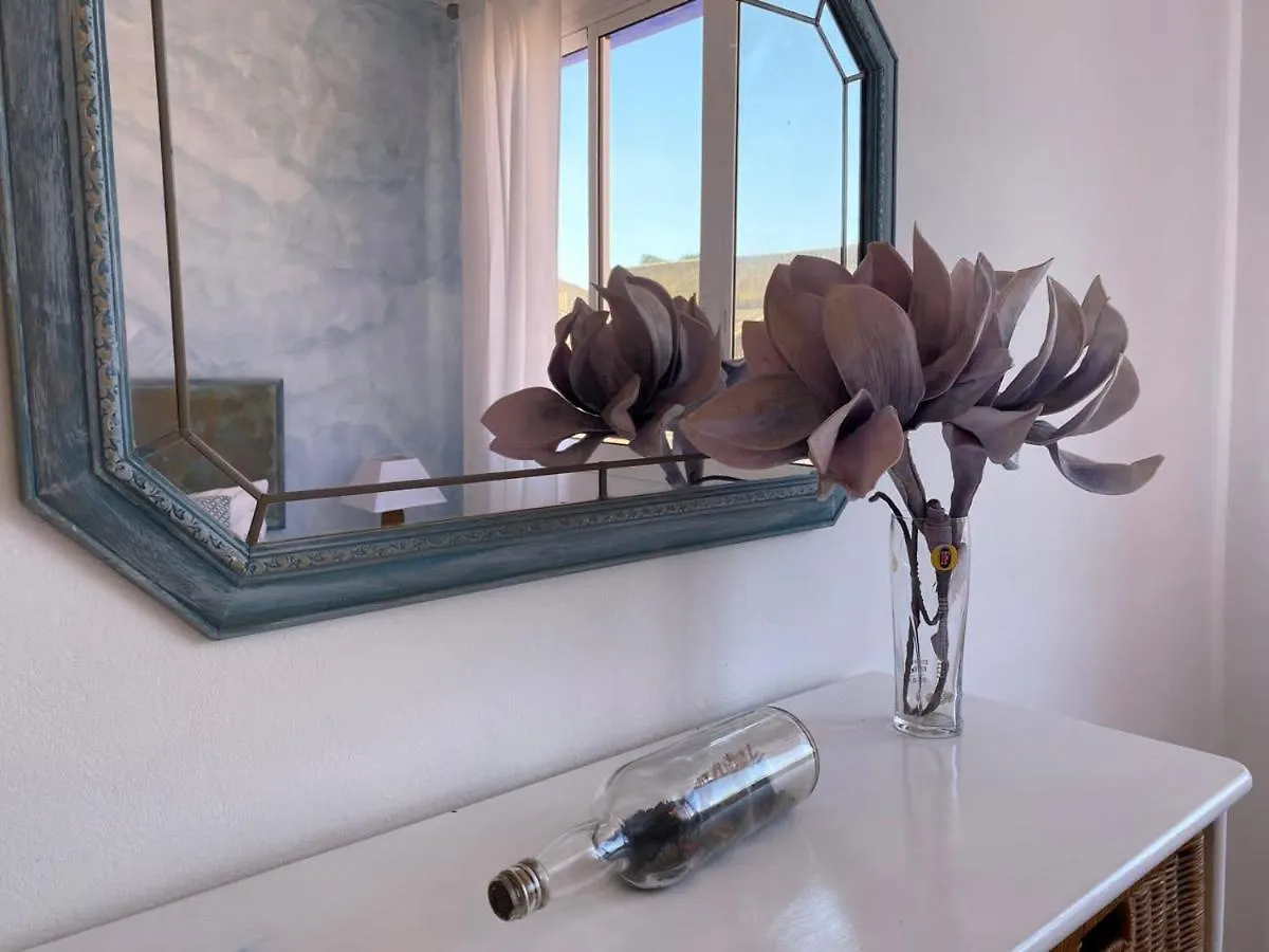 2Br With Beachviews 1 Min Walking From The Sea Apartment Gibraltar